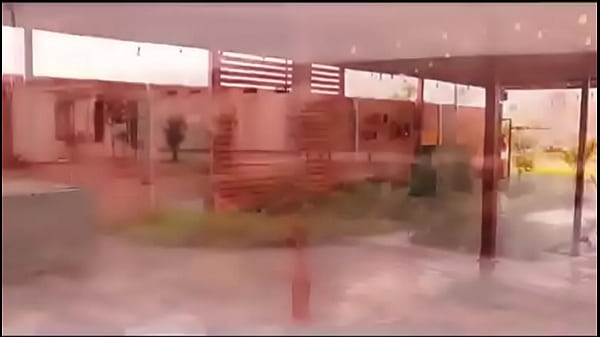 Se pajea para su gil 