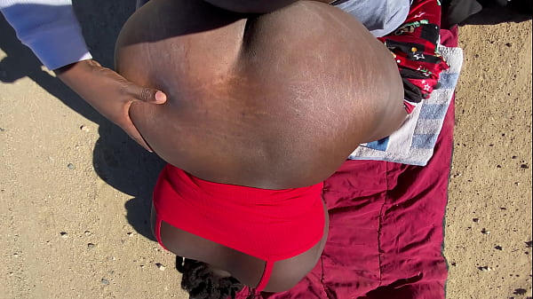 Play MP4 - Public Sex on Valentine's Day CAUGHT‼️