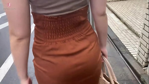 Play with stylish girls and get into anaughtymood