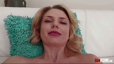 Sexy bombshell beverly hillson fucked after masturbation
