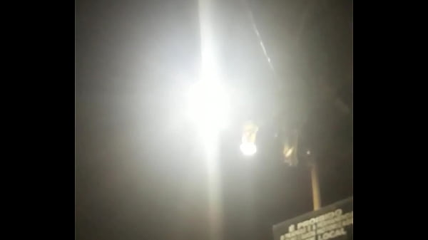 Nonton Putinha Na Orla Da Praia thumbnail