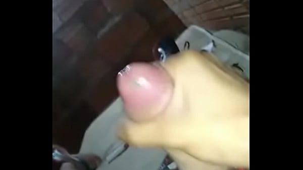 Novinho dotado gozando hot teen latino masturba&ccedil_&atilde_o