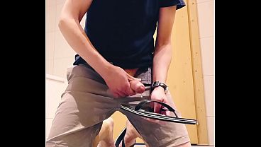 Cum on my havaianas