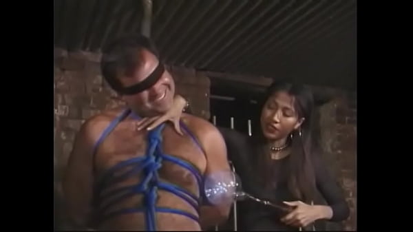 Lusty asian domSimka uses electricity_and whips on subwhite guy