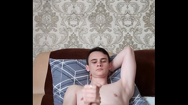 Play MP4 - Nice jerking off