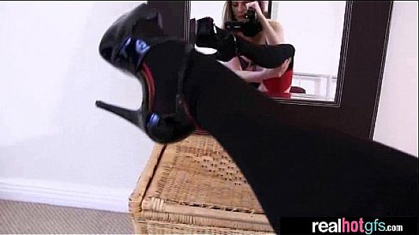 Nonton Real Naughty Hot Gf Perform Intercorse Vid-29 thumbnail