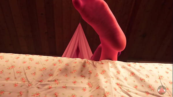 Play MP4 - Sexy Pantyhose Feet Tease