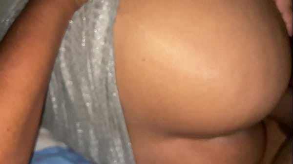 Play MP4 - ELA DESPERTA NA PICA e GOZA NO PAU