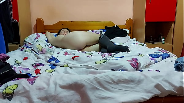 Nonton Tiny Girlfriend Loves Riding Her Boyfriend's Big Cock thumbnail