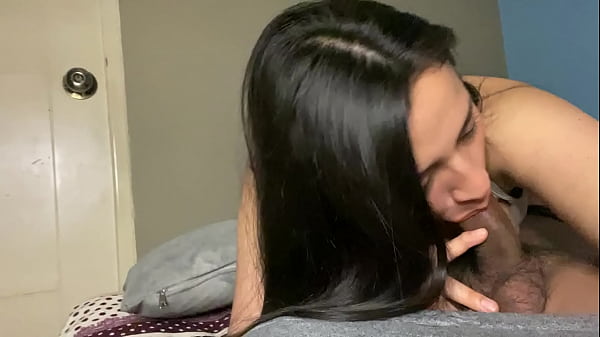 A Esta Perra Le Encanta Le Metan La Lengua A La Panocha thumbnail