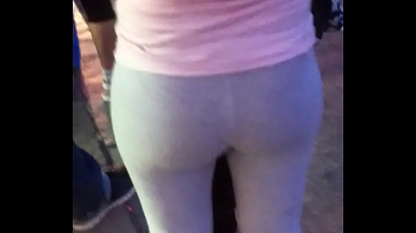 Play MP4 - Culo en calzas esperando el colectivo