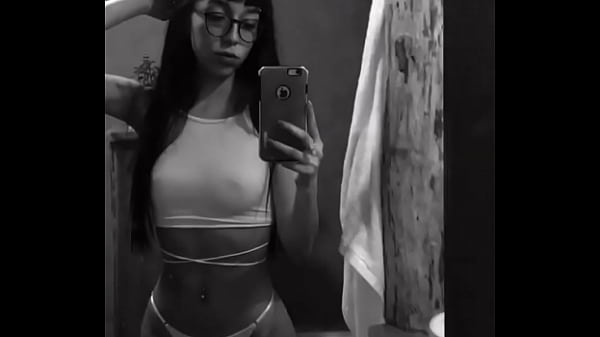 Puta zorra de Instagram 