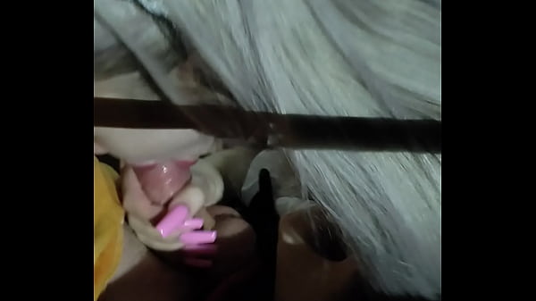 Горничная полировала мой член вместо уборки thumbnail