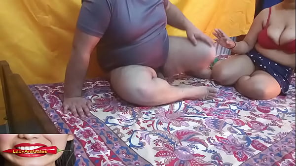 Desisouth Indian aunty having an affair
