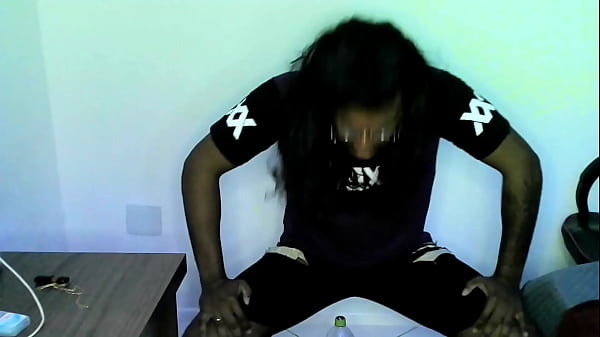 twich/cabrad4peste dancando ao vivo