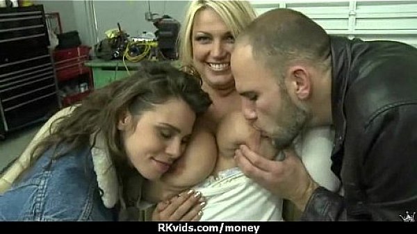 Hot sexy amateur babe needs a lift and takes cash 21 