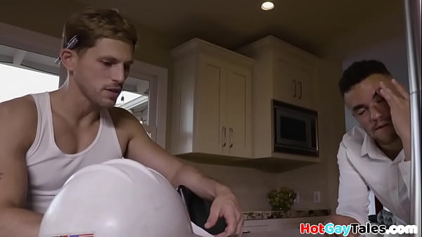 Play MP4 - Sturdy top breeding inked jock until making him shoot jizz