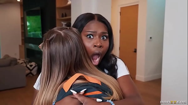 Play MP4 - Homeworking & Homewrecking Molly Little&comma; Tessa Thomas &sol; Brazzers&sol; Enter XVPROMO on official site for discount