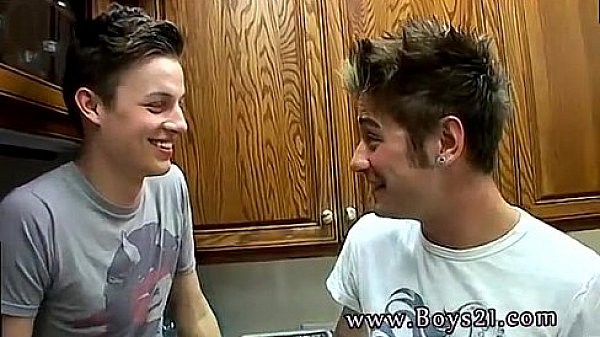 Teen italian gay twink movies first time Straight dude Kelly Cooper 