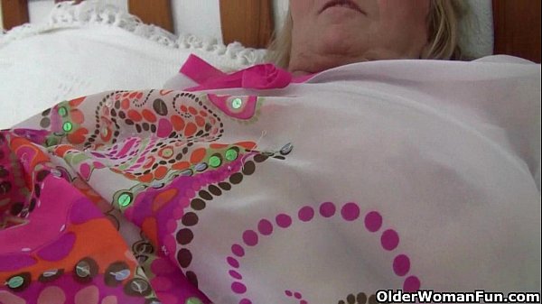 Play MP4 - Hottest British grannies still need their daily orgasm