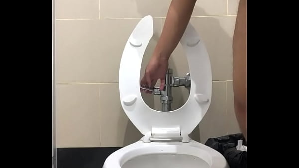 Macho rico ba&ntilde;o mall Del R&iacute;o 