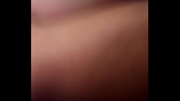 amigo de quarto me comendo 