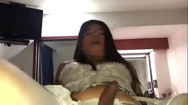 Play MP4 - Travesti Amateur Gozando delicioso &lpar;Pasiva Caliente&rpar;