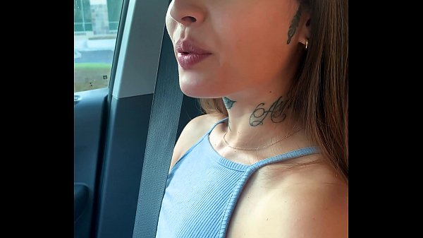 Play MP4 - Tattooed Skater Girl Vanessa Vega in Skateboarding and Squirting in Public