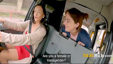 Nonton Female Cab Driver Fucks 18yo With Strapon thumbnail