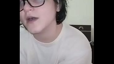 Nonton Doble Amputada Toda Mojada Para Vos thumbnail