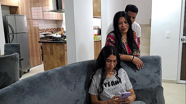 La Puta De Mi Madrastra Me Busca Para Follar, A Ella Le Encanta Mi Polla thumbnail