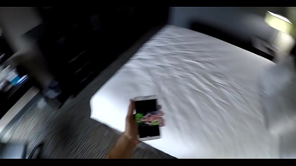 Nonton Guy In Spy Glasses Scores A Angel thumbnail