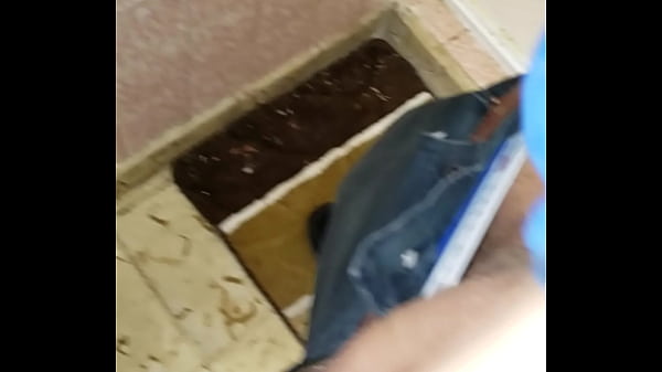 Play MP4 - Mucha lluvia en Panama me pone arrecho