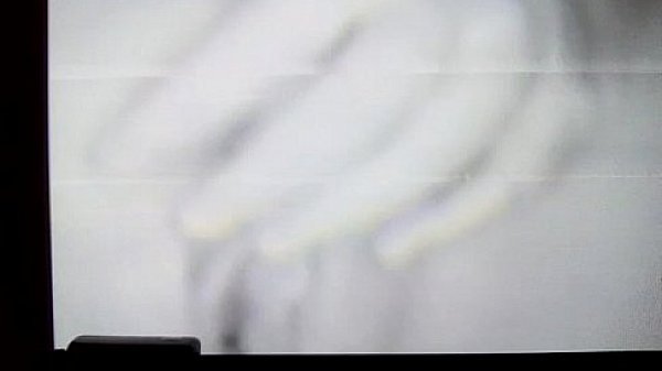 Jessica gillson plays wit pussy with anal beads in her ass 