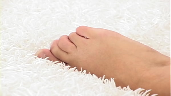 Nonton Wet Bush - Petite Asian Milf Eats Ass And Gets A Blinding Facial thumbnail