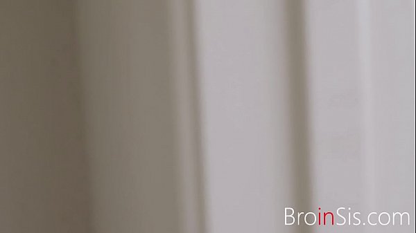 Play MP4 - Perv stepbro stoops low for stepsisters pussy