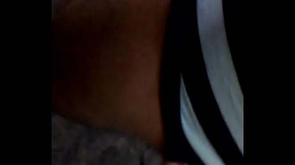 Aacariciando al bebe