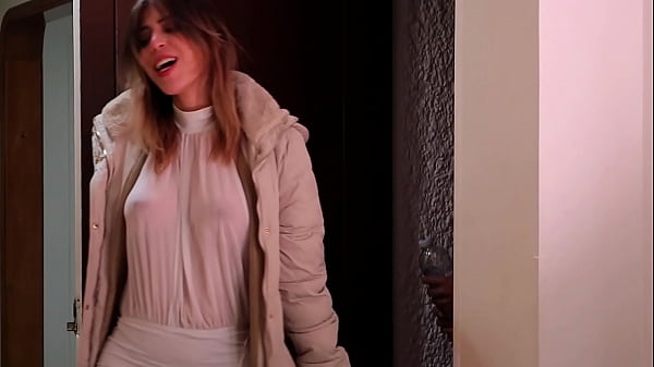 Nonton A Night Out With Friends Ends In A Wild, Horny Orgy - Molly Smith thumbnail