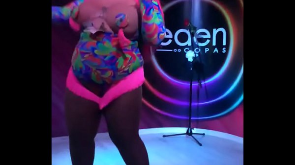 Gordibuenatetona_bailandola chapa que vibra