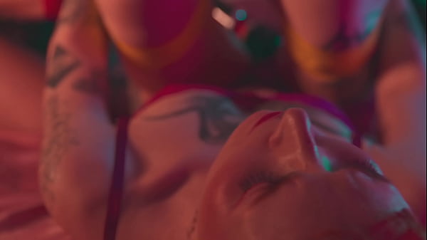 You can have my pussy only if you lick my toes first