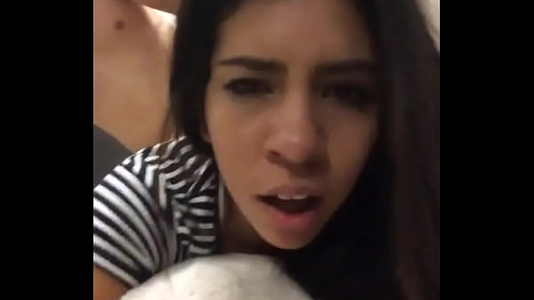 Play MP4 - Nalgona montando