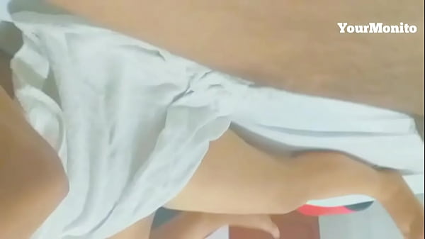 Me hace un rico oral 