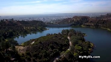 Nonton Freeuse Surprise Threesome With Blonde Cougar thumbnail