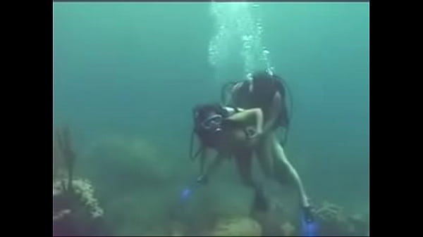 buceando xxx vídeocompleto en corneey comw5djMB