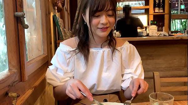 高知県出身19歳、めっちゃ純朴でめっちゃ良い子！経験人数たった2人！ thumbnail