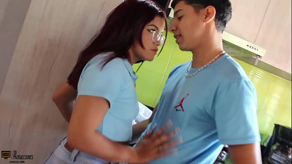 Mientras Mi Hermanastro Se Divierte Con Su Novia Su Mejor Amigo Me Folla El Co&ntilde;o thumbnail