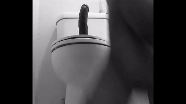 Play MP4 - Aunty Hannah Solo action