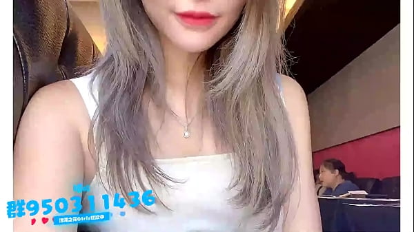 Nonton 喜歡吃你雞巴的姐姐姐姐要用姐姐的紅唇吸吮掉你所有的精液榨乾你 thumbnail