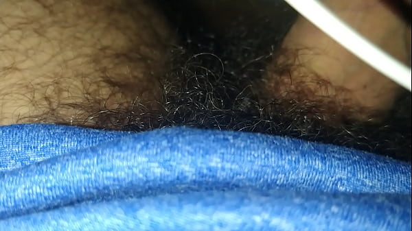 Play MP4 - Peludo castigando o pau grosso