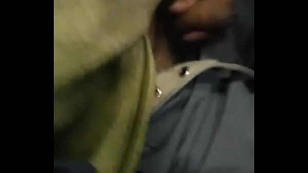 Play MP4 - punheta no busao 2 &lpar; pq dom pedro &rpar;